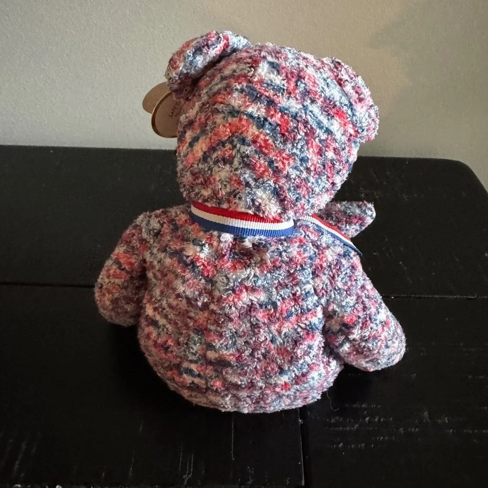 Ty Beanie Baby USA Bear 2000 Patriotic Collectible - Red White blue 4th of July